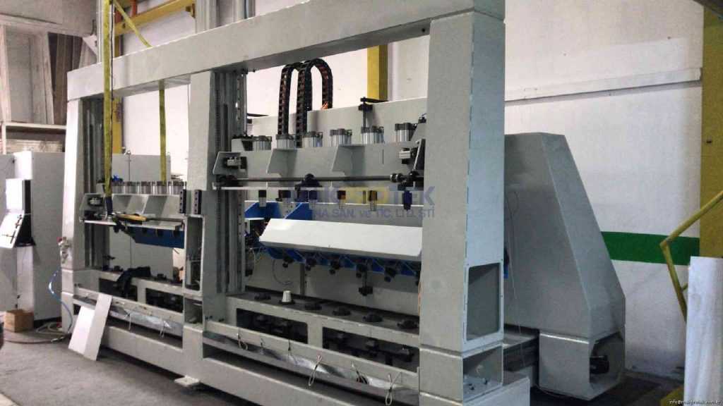 5 EKSEN AYAK OYMA Mobilya Makineleri